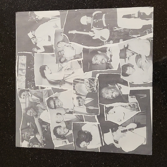 1987 ROGER Album - Picture 5 of 10